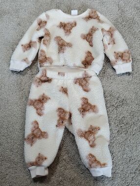 BABY GAP Cream Sherpa Outfit W/ Allover Brown Print Pattern. 6-12 Months